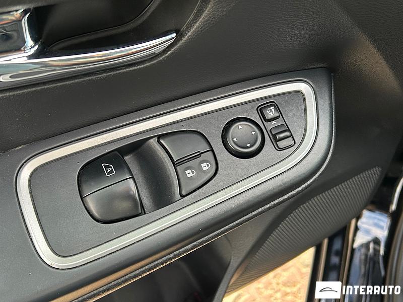 Nissan Micra 17 automobil-interauto