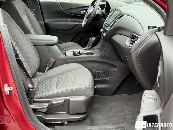 Chevrolet Equinox 44 interauto-car