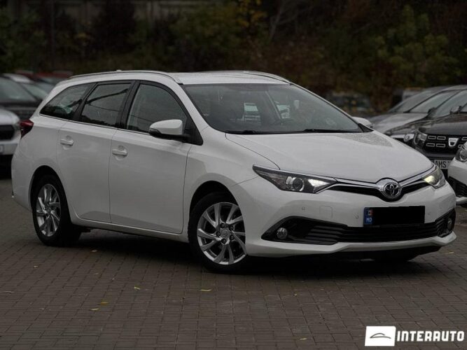 Toyota Auris 28 interauto-car
