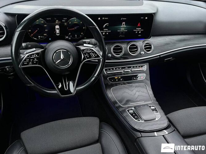 Mercedes E 220 38 interauto-car