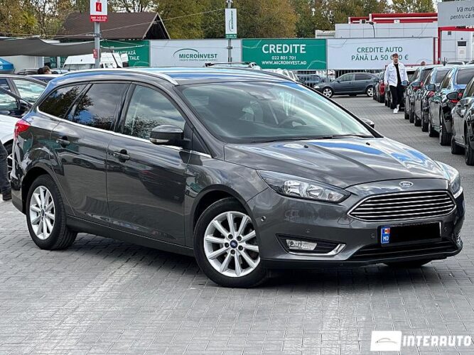Ford Focus 32 interauto-car
