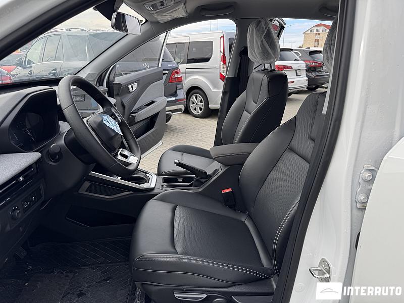 Wuling Xingchi 15 automobil-interauto