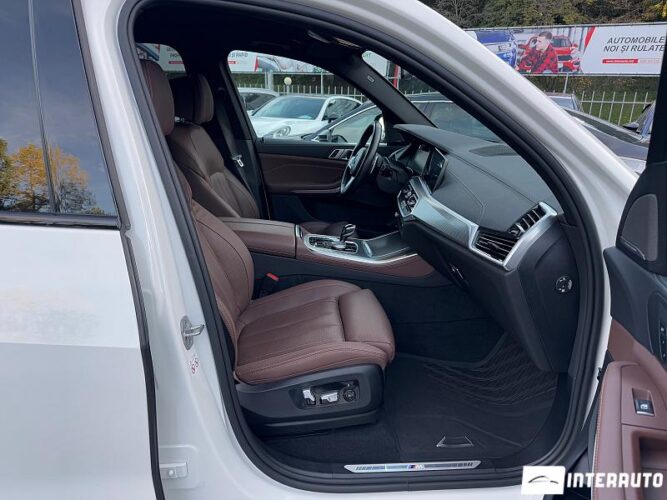 BMW X5 4.5e 37 interauto-car