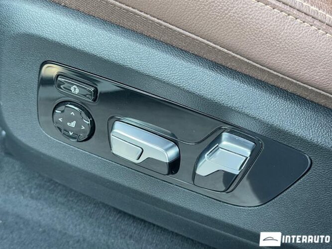 BMW X5 4.5e 46 interauto-car