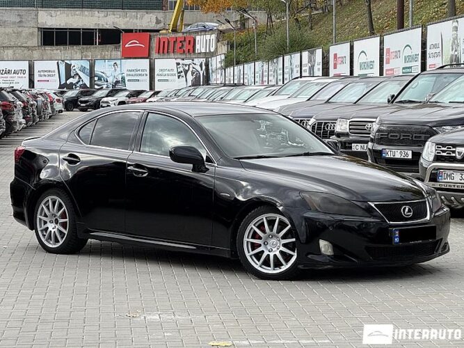 Lexus IS 220d 33 interauto-car