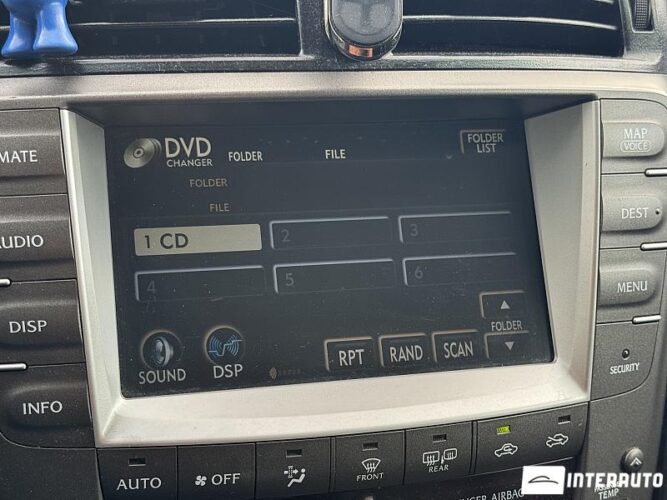 Lexus IS 220d 41 interauto-car