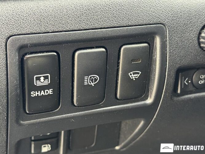 Lexus IS 220d 51 interauto-car