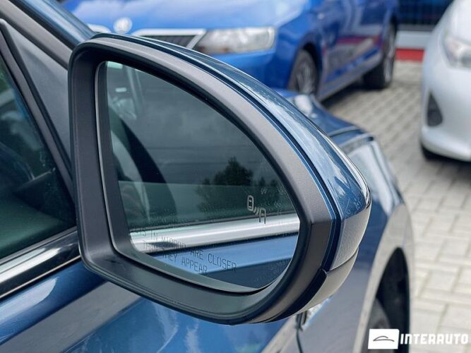 Volkswagen Jetta 34 interauto-car