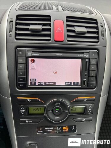 Toyota Auris 42 interauto-car