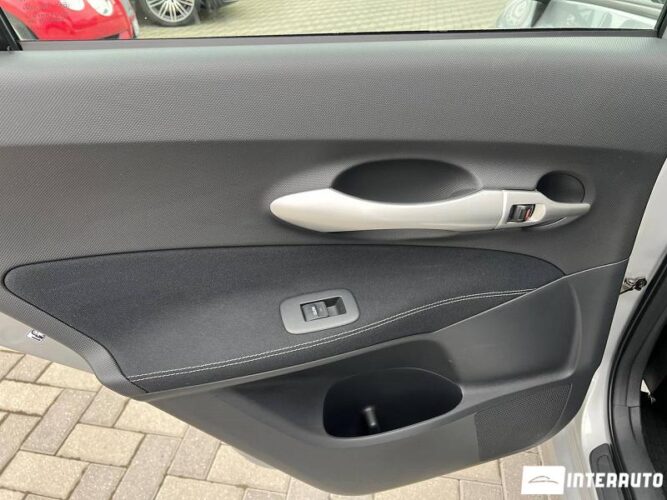 Toyota Auris 45 interauto-car