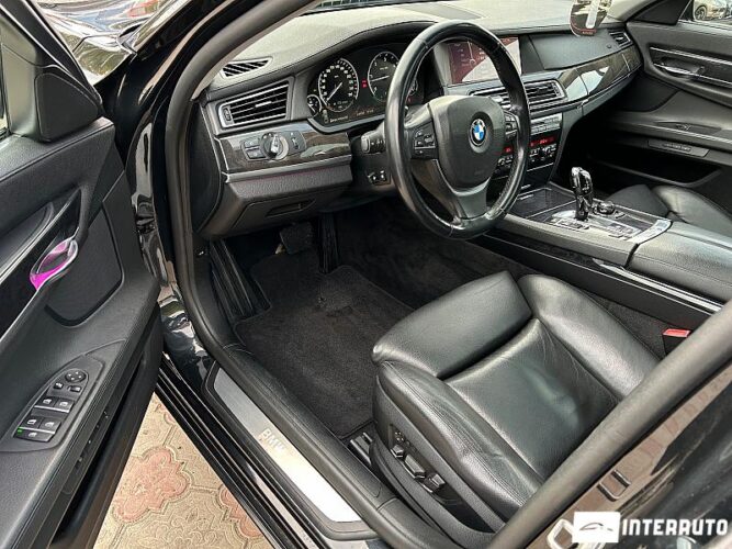 BMW 730 37 interauto-car