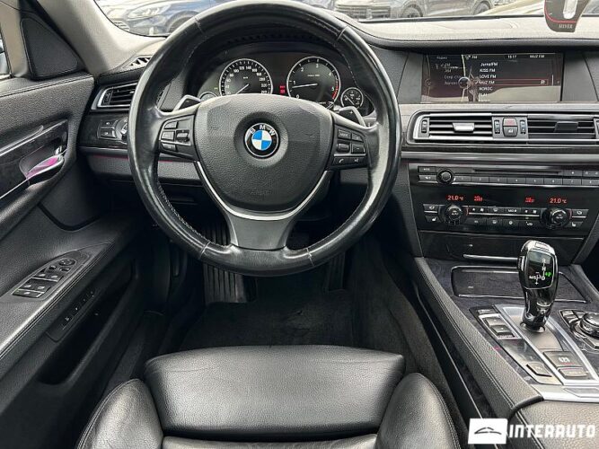 BMW 730 43 interauto-car