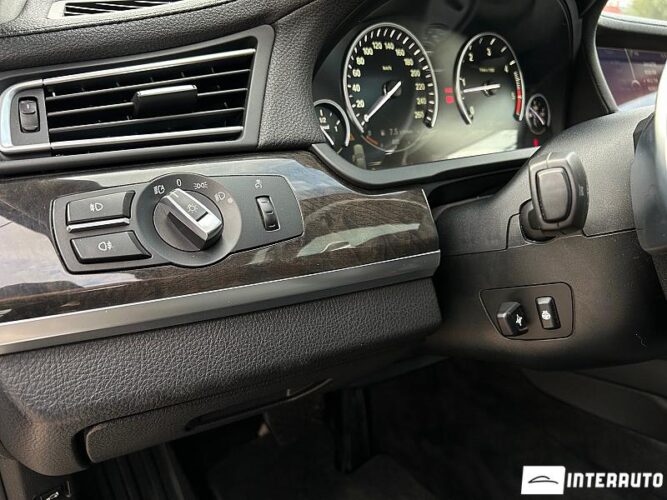 BMW 730 40 interauto-car