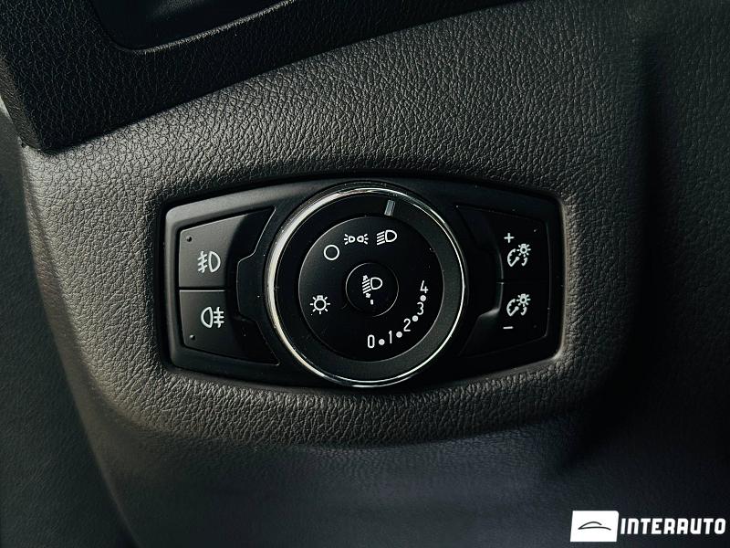 Ford Transit Tourneo 27 automobil-interauto