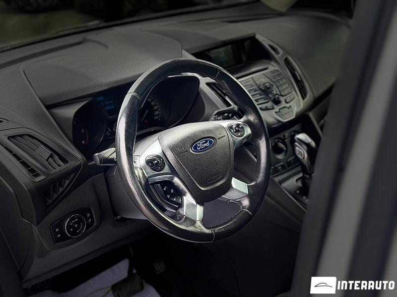 Ford Transit Tourneo 17 automobil-interauto
