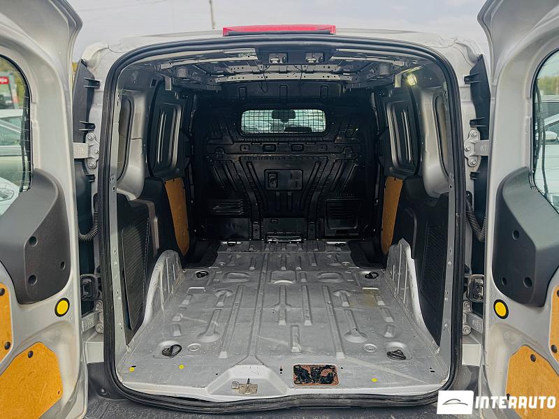 Ford Transit Tourneo 28 automobil-interauto