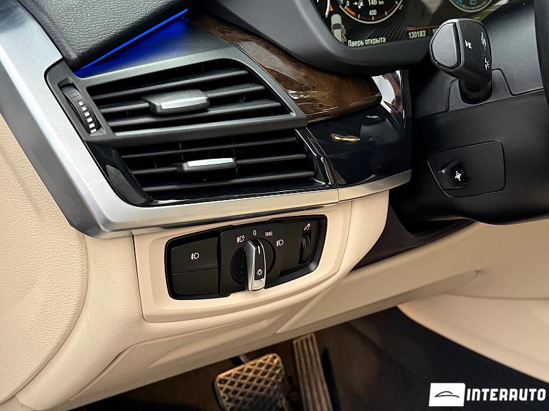 BMW X5 4.0e 18 automobil-interauto