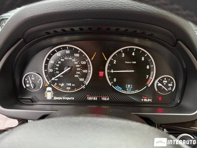 BMW X5 4.0e 45 interauto-car
