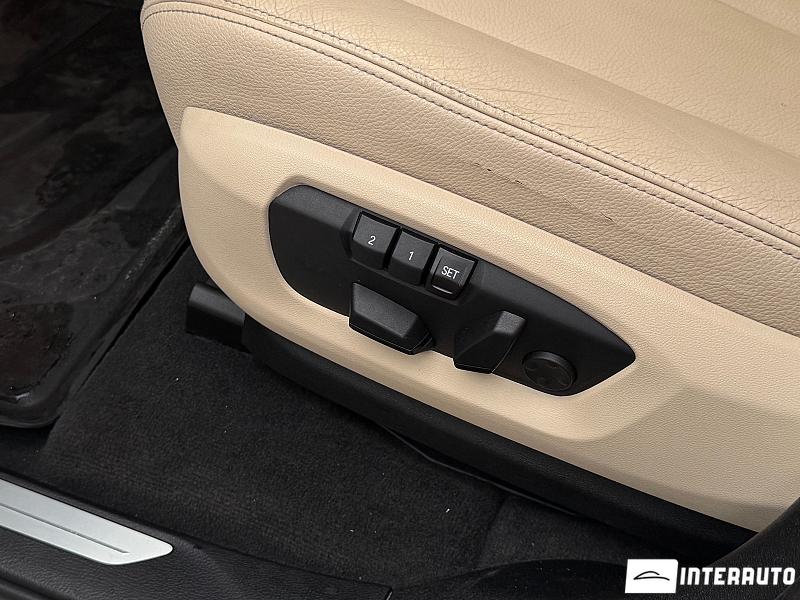BMW X5 4.0e 19 automobil-interauto