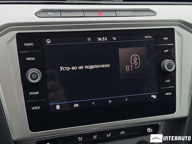 Volkswagen Passat 43 interauto-car