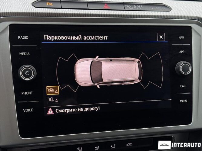 Volkswagen Passat 42 interauto-car