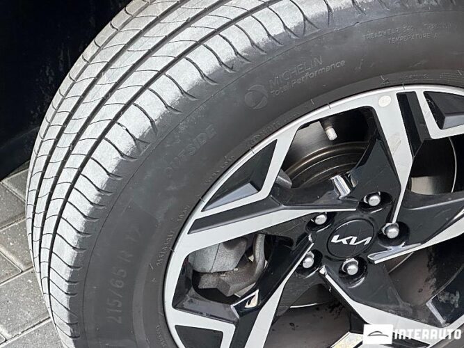 Kia Sportage 51 interauto-car