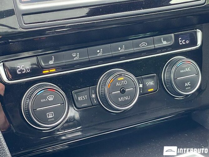 Volkswagen Passat GTE 45 interauto-car