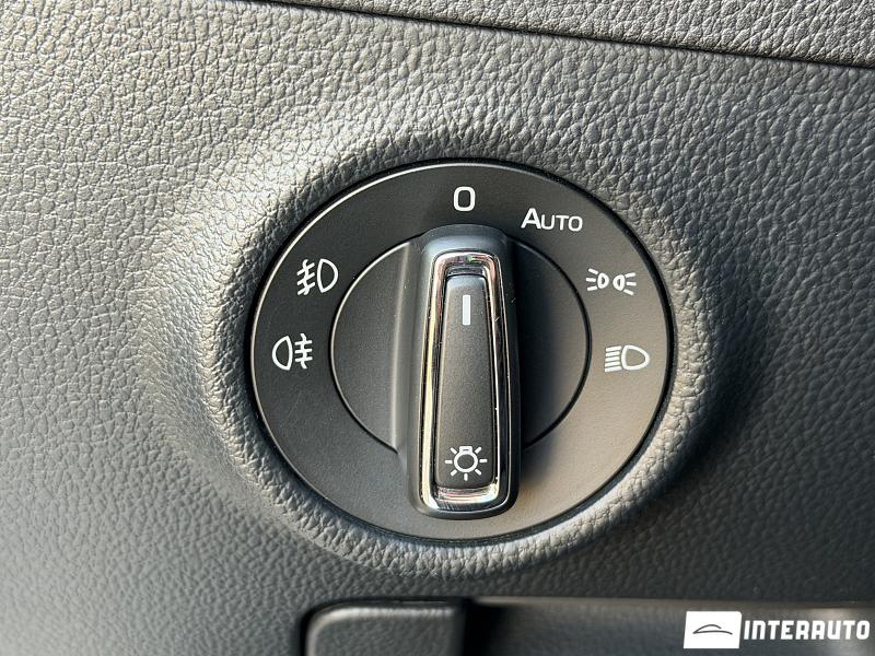 Skoda Superb 19 automobil-interauto