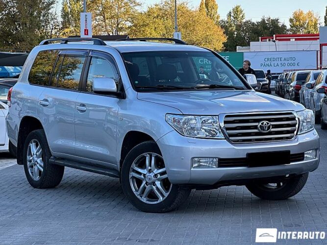 Toyota Land Cruiser 32 interauto-car