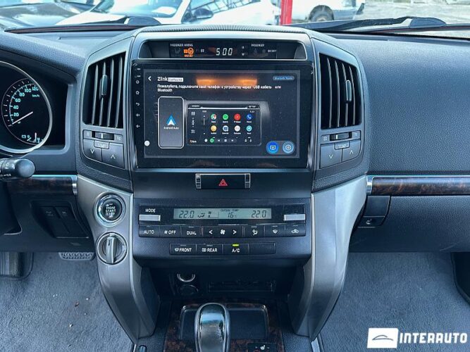 Toyota Land Cruiser 39 interauto-car