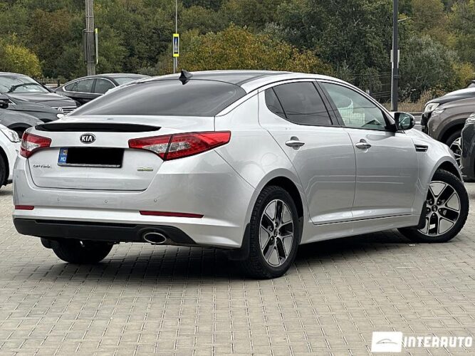 Kia Optima 37 interauto-car