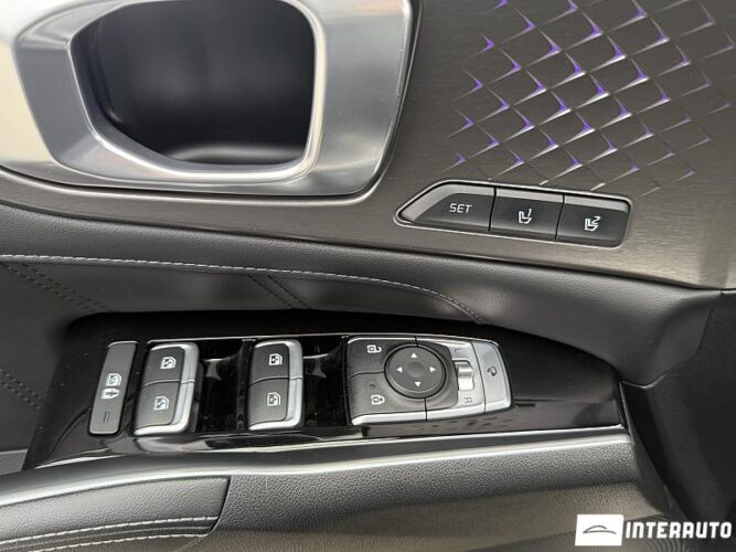 Kia Sorento 61 interauto-car