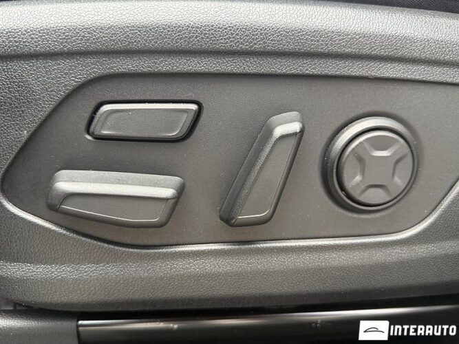 Kia Sorento 63 interauto-car