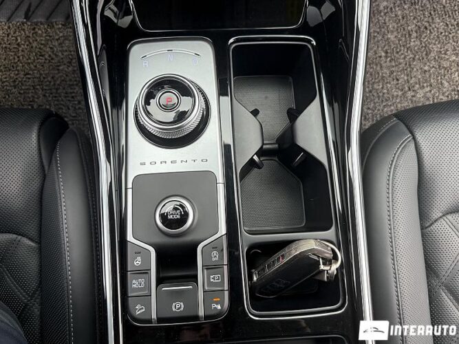 Kia Sorento 52 interauto-car