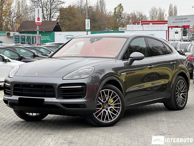 Porsche Cayenne E Coupe 36 interauto-car