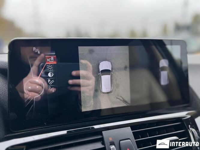 BMW X3 2.0D 50 interauto-car