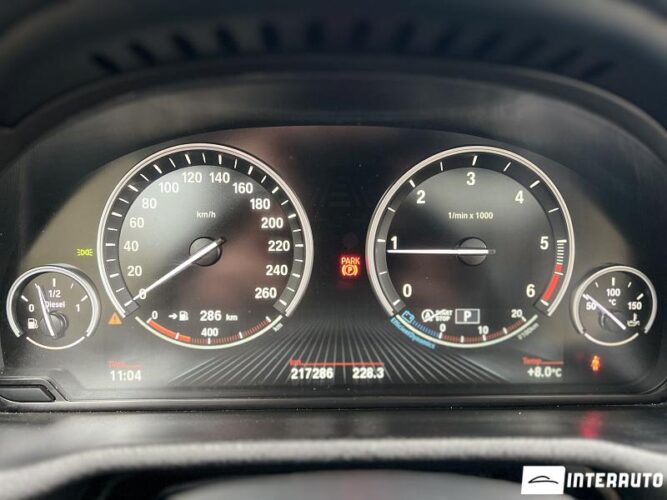 BMW X3 2.0D 48 interauto-car