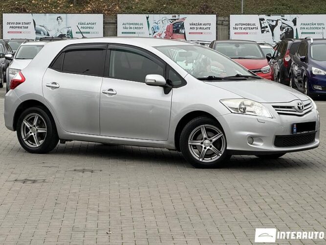 Toyota Auris 28 interauto-car