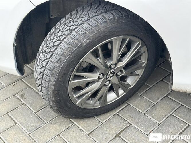 Toyota Yaris 49 interauto-car