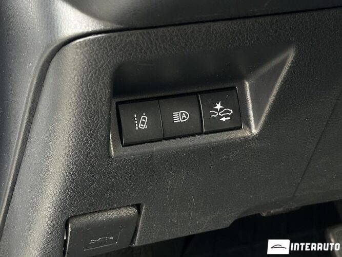 Toyota Yaris 48 interauto-car