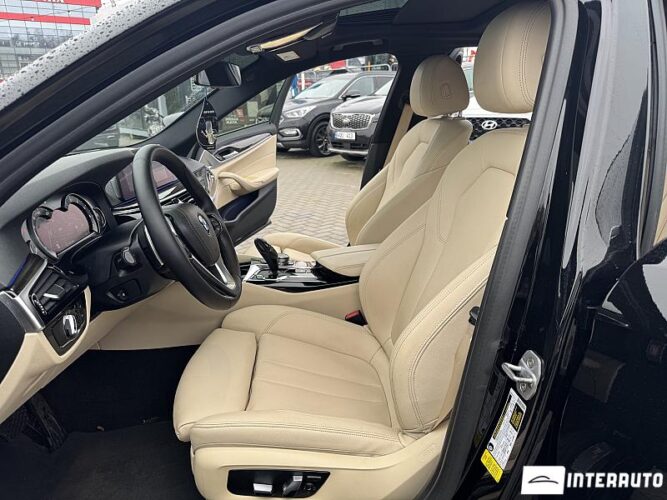 BMW 530 39 interauto-car