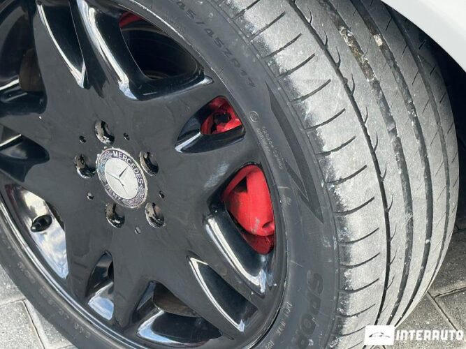 Mercedes E 200 44 interauto-car