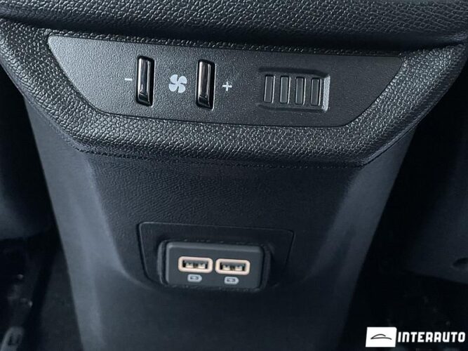 Peugeot 5008 49 interauto-car