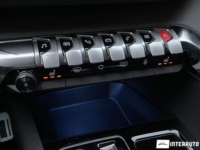 Peugeot 5008 46 interauto-car