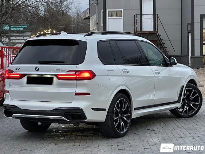 BMW X7 4.0i 40 interauto-car