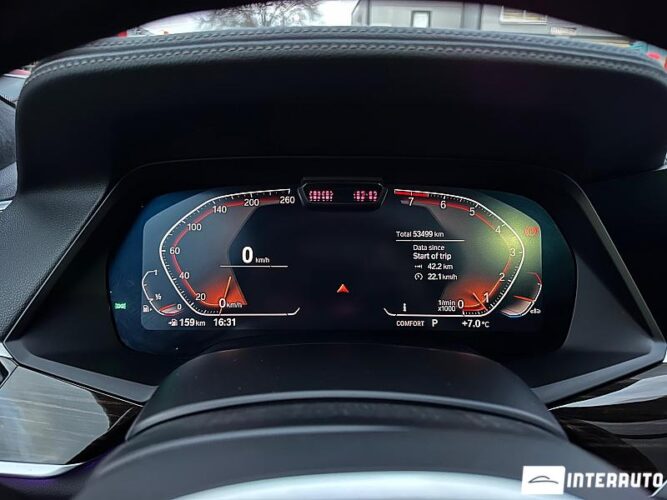 BMW X7 4.0i 48 interauto-car