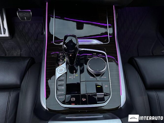 BMW X7 4.0i 51 interauto-car