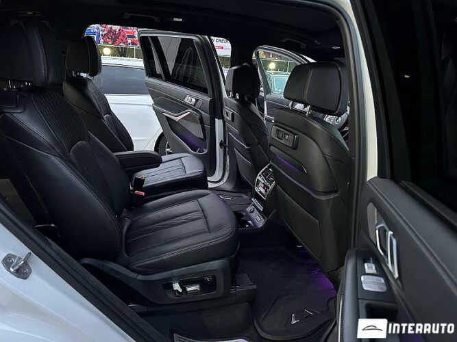 BMW X7 4.0i 52 interauto-car