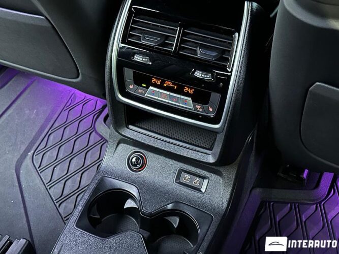 BMW X7 4.0i 54 interauto-car