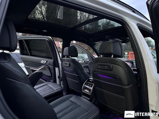 BMW X7 4.0i 55 interauto-car